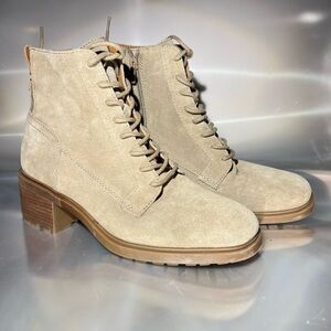 Lucky Brand Booties. Size 10M. Used like New. Good conditions. Leather.